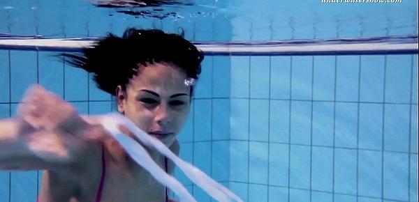  Zlata underwater swimming babe